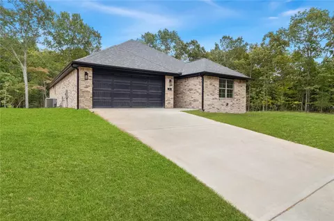 15 Kirkcudbright Ln, Bella Vista, AR 72715