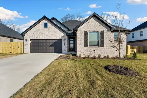 1502 Christman St, Pea Ridge, AR 72751