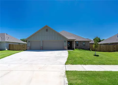 156 N Adler Ave, Farmington, AR 72730
