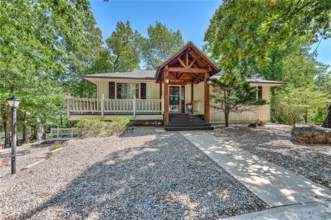 21311 Ridgeview Dr, Garfield, AR 72732