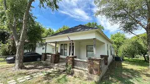 620 S Washington St, Siloam Springs, AR 72761