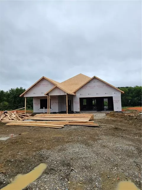 345 Smith St, West Fork, AR 72774