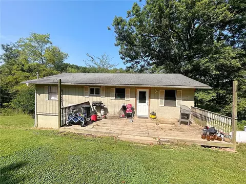 482 Madison 1330, Huntsville, AR 72740