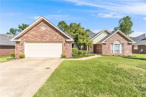 507 SW Maidstone Ave, Bentonville, AR 72712