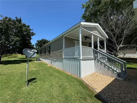 71 Crooked Creek St, Gassville, AR 72635
