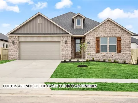 6702 SW Spindle St, Bentonville, AR 72712