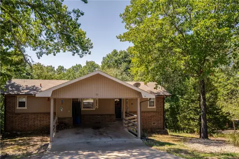 10 Mccollough Ln, Bella Vista, AR 72715