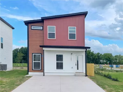 1001 Indiana Ave, Bentonville, AR 72712