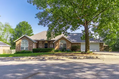 606 Shady Acres Ln, Prairie Grove, AR 72753
