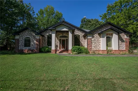6 Morganshire Ln, Bella Vista, AR 72714