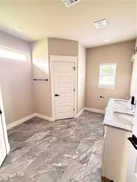 Bath - 327 Smith St, West Fork, AR 72774 photo 2 of 3