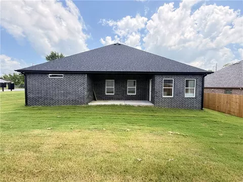 Exterior - 327 Smith St, West Fork, AR 72774 photo 2 of 2