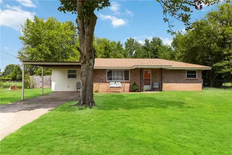 703 E Sumac, Rogers, AR 72756