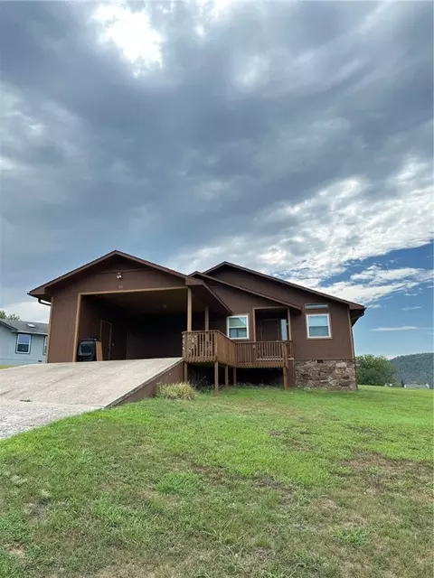 19 Appaloosa Dr, Holiday Island, AR 72631