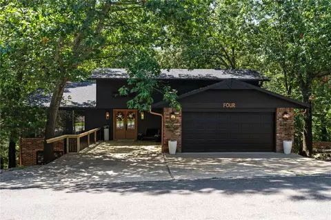 4 Abingdon Ln, Bella Vista, AR 72715