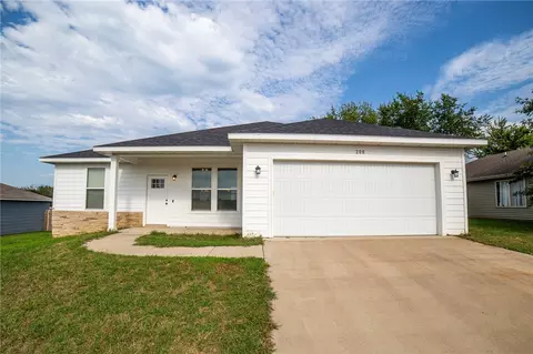 208 Cherry St, Lincoln, AR 72744
