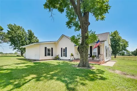 13716 Chamberlain Dr, Gentry, AR 72734