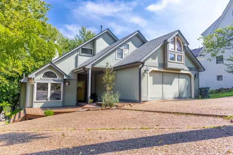 1110 N Skyline Dr, Fayetteville, AR 72701