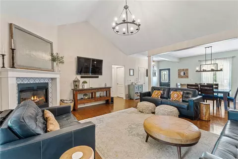 43 Kendal Dr, Bella Vista, AR 72714