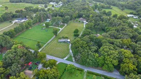 21175 Dawn Hill East Rd, Siloam Springs, AR 72761