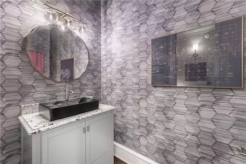 Bath - 3411 Post Oak Ct, Centerton, AR 72719 photo 1 of 12
