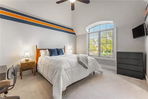 Bedroom - 3411 Post Oak Ct, Centerton, AR 72719 photo 4 of 4