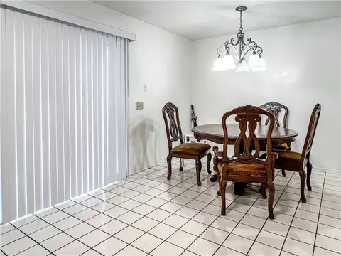 Dining - 2644 Ruth Ave, Springdale, AR 72764 photo 2 of 3