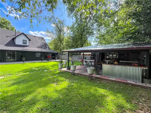 Exterior - 2644 Ruth Ave, Springdale, AR 72764 photo 6 of 7