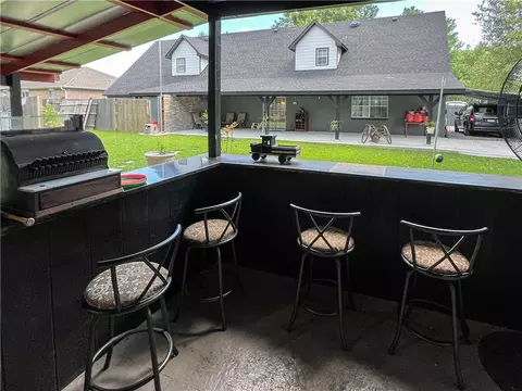 Exterior - 2644 Ruth Ave, Springdale, AR 72764 photo 5 of 7