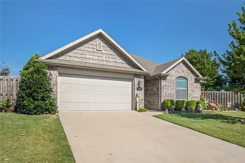 111 Verona Way, Centerton, AR 72719