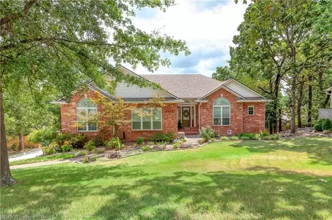 7912 Valley Forge Rd, Fort Smith, AR 72903