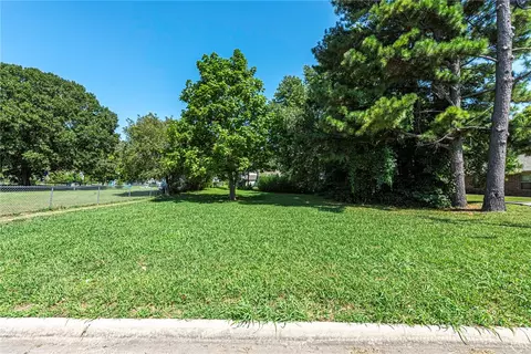 W Butler Street, Prairie Grove, AR 72753