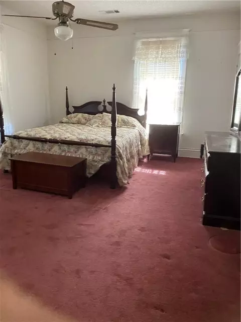 Bedroom - 523 N 7th St, Fort Smith, AR 72901 photo 2 of 7