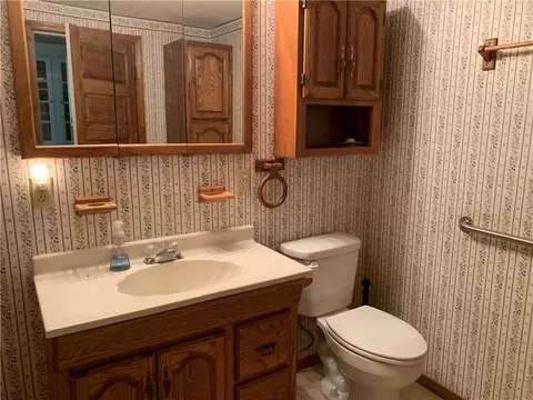 Bath - 523 N 7th St, Fort Smith, AR 72901 photo 1 of 2