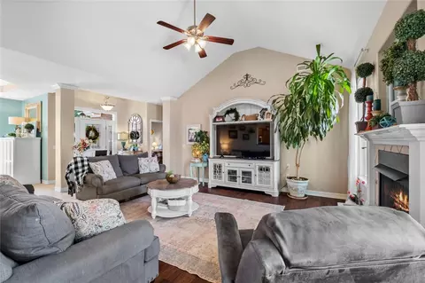 203 Blair Cir, Pea Ridge, AR 72751