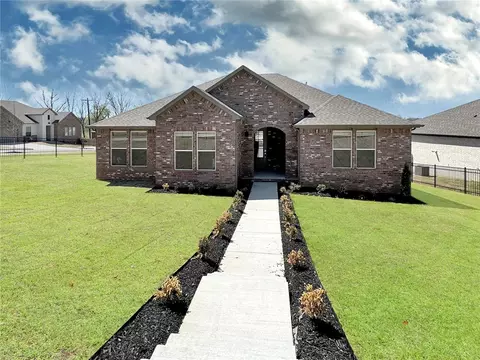 3042 S Cobalt Ave, Fayetteville, AR 72701
