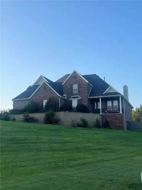 294 Arlington Way, Springdale, AR 72762