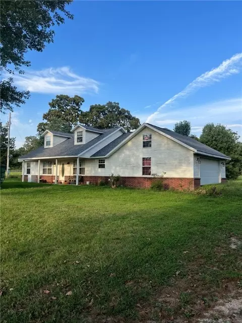 17042 Krie Wc 611 Rd, Lincoln, AR 72744