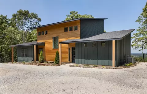 16462 Trapp Wc 2073 Rd, West Fork, AR 72774