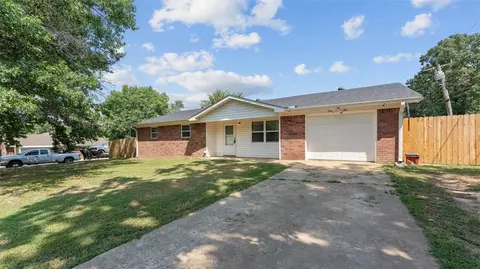2103 W Twin Springs St, Siloam Springs, AR 72761