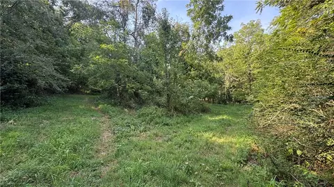 Farrah Lane, Bella Vista, AR 72715