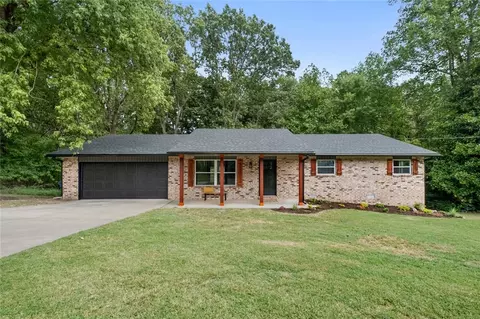 11 Ettington Ln, Bella Vista, AR 72714