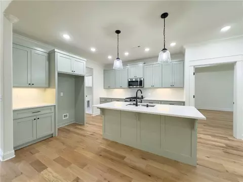3 Olmsted Cir, Bella Vista, AR 72715