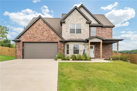 5701 SW Gunstock Rd, Bentonville, AR 72713