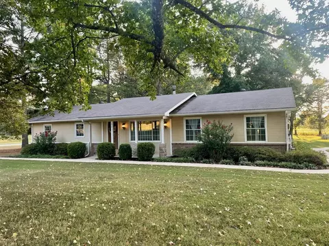 521 S Elm Springs Rd, Springdale, AR 72762