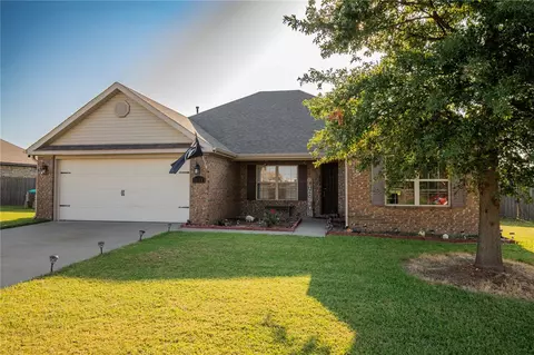 1260 Lariat Dr, Centerton, AR 72719