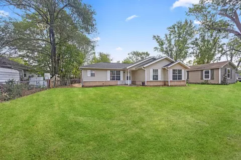 1221 N C St, Rogers, AR 72756