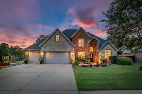 5206 SW Ridge Mont Rd, Bentonville, AR 72712