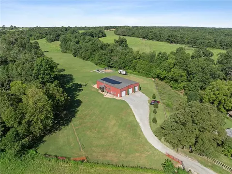 24455 Honey Creek Rd, Sulphur Springs, AR 72768