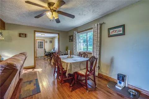 623 Walnut St, Harrison, AR 72601 photo 7